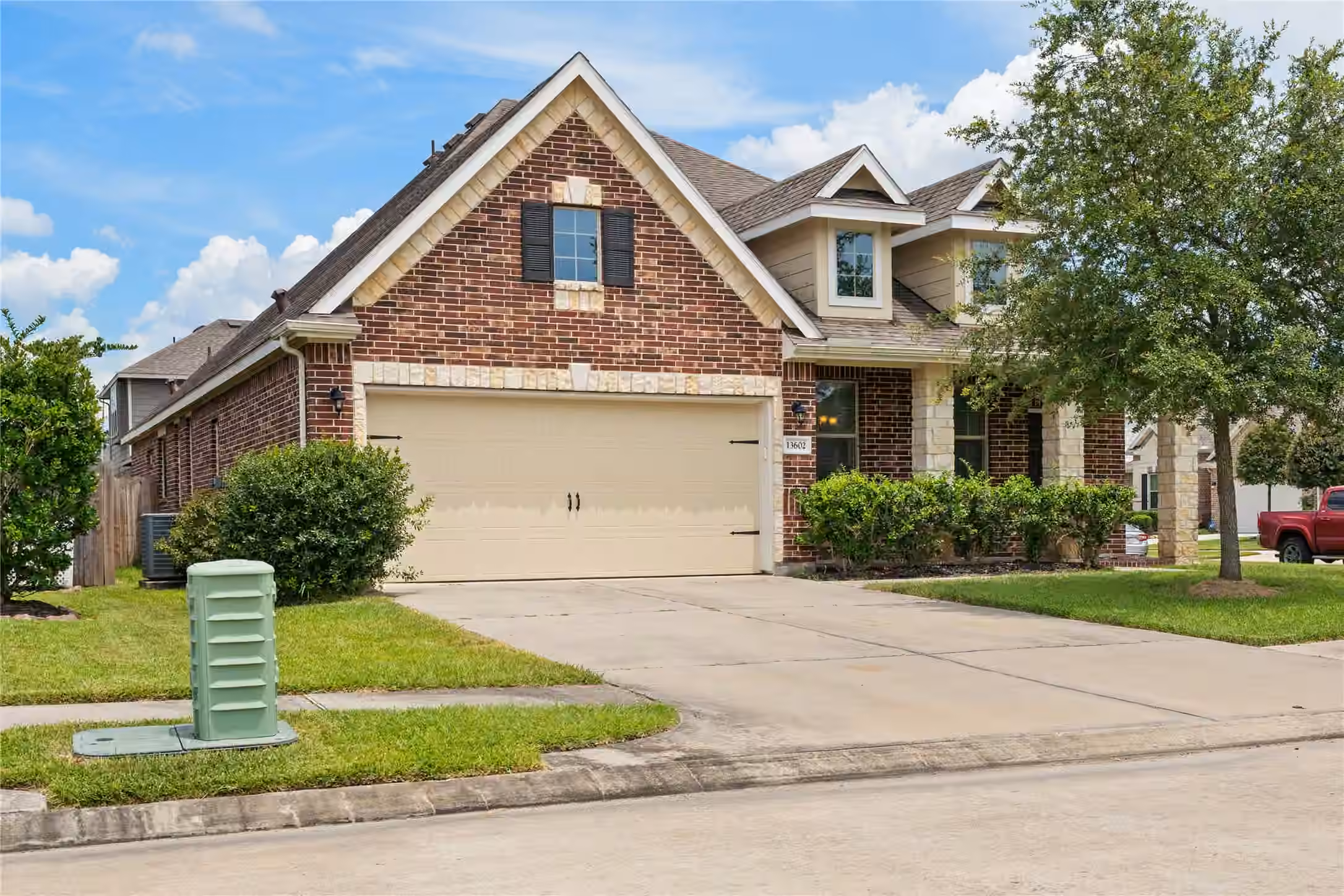 Photo 2 of 13602 Kodiak Brown Bear Street, Crosby, TX