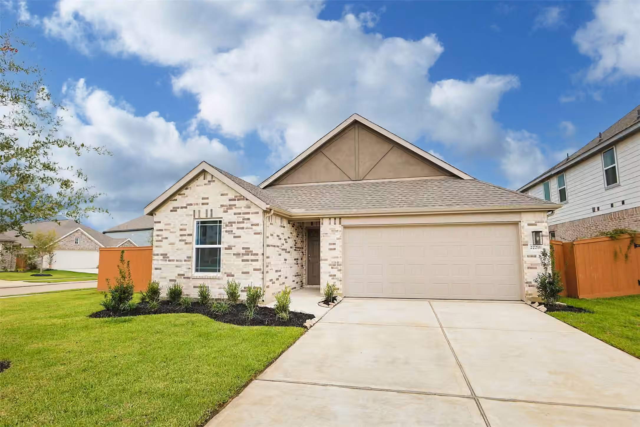 Photo 2 of 22211 Rome Breeze Drive, Hockley, TX
