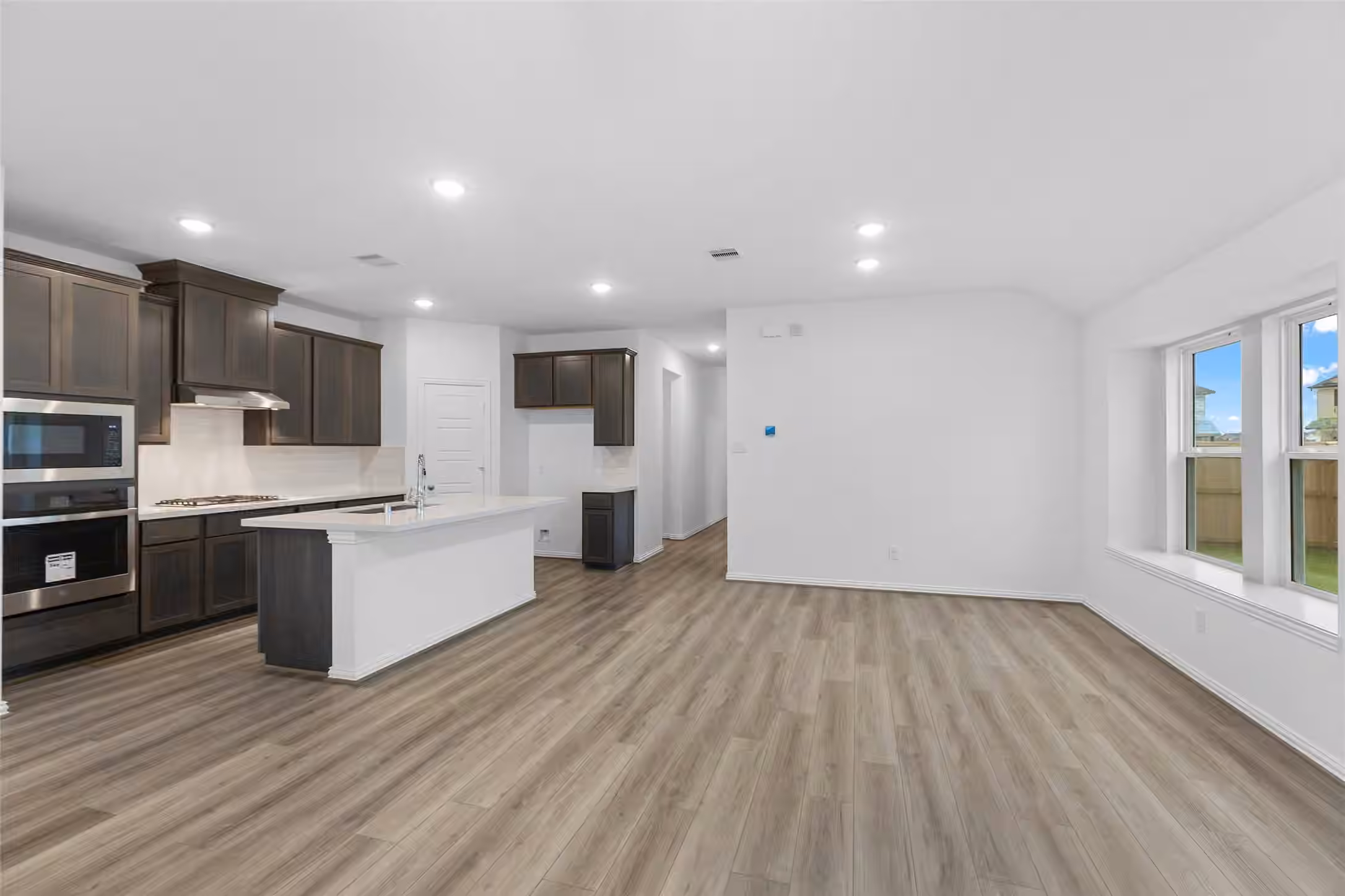Photo 6 of 22211 Rome Breeze Drive, Hockley, TX