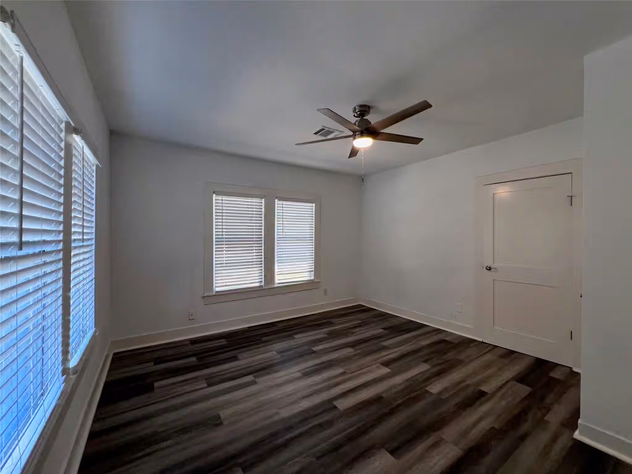 Photo 7 of 5721 Breen Drive, Houston, TX