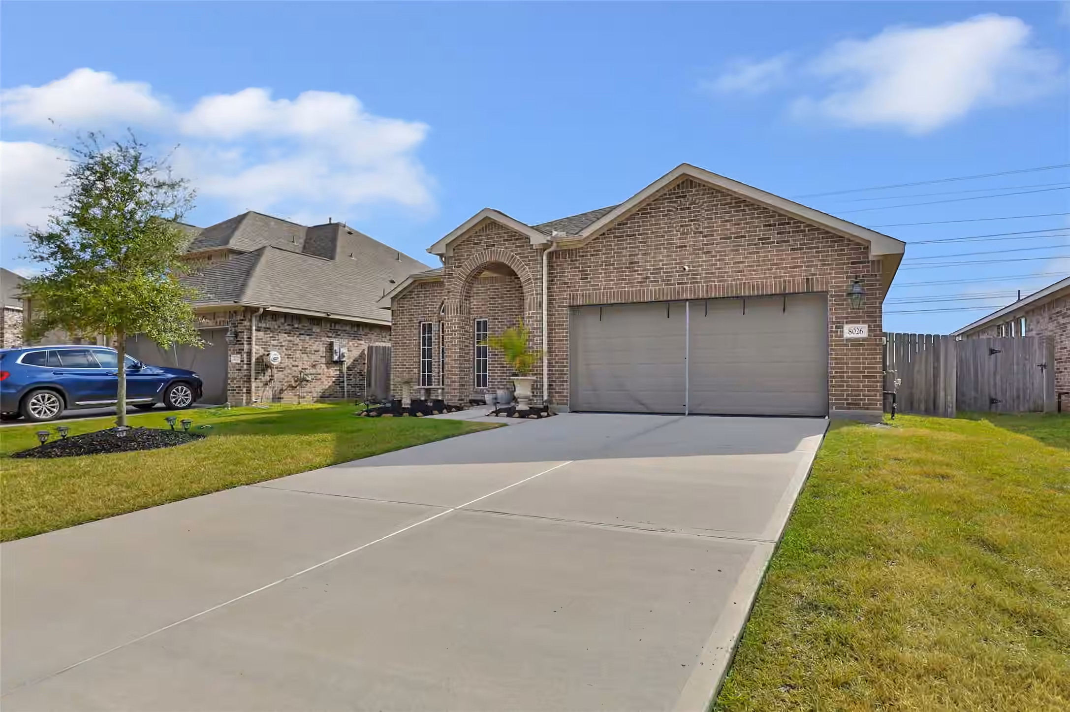 Photo 3 of 8026 Brooks Crossing Drive, Baytown, TX