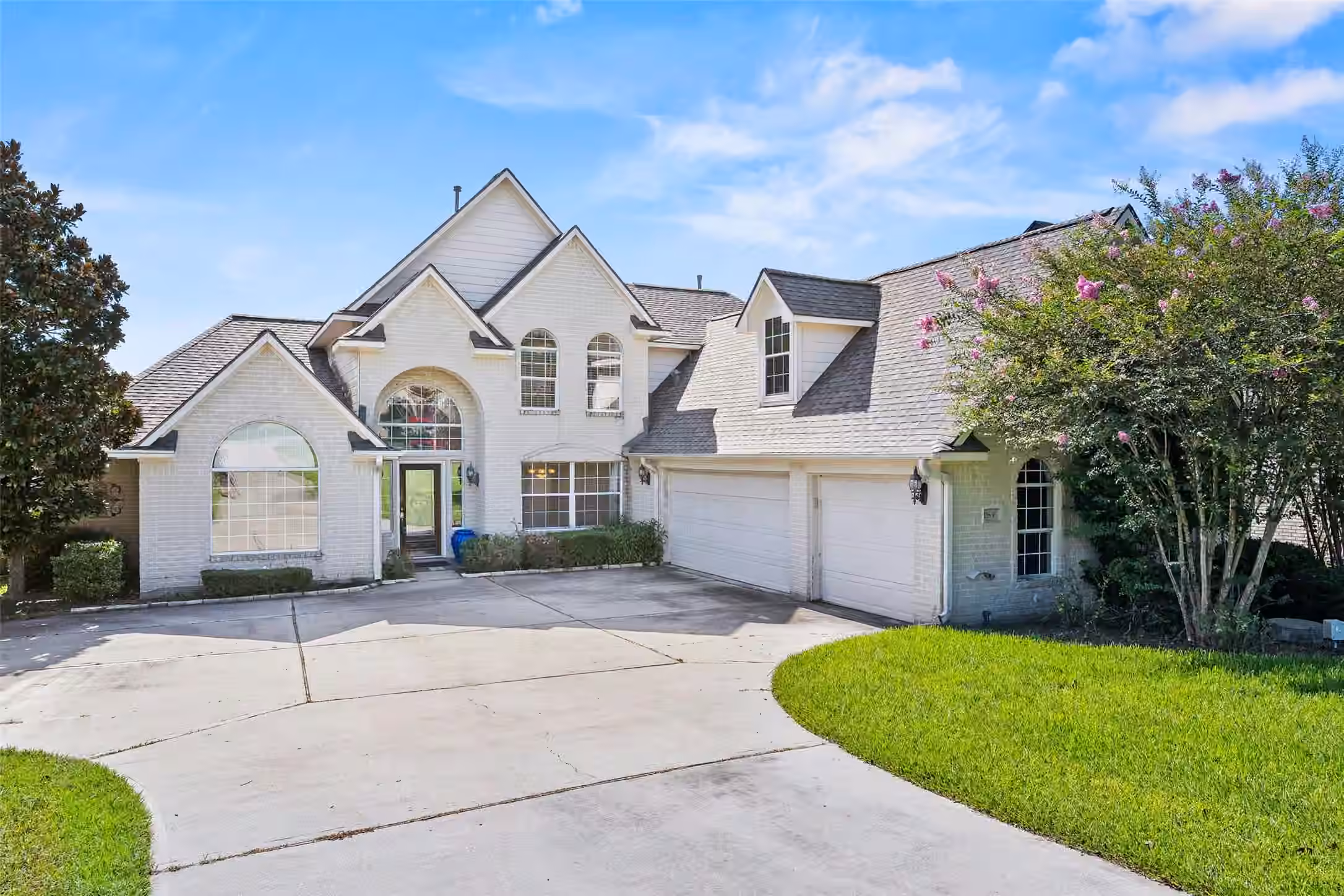 Photo 2 of 11836 Seashell Circle, Montgomery, TX
