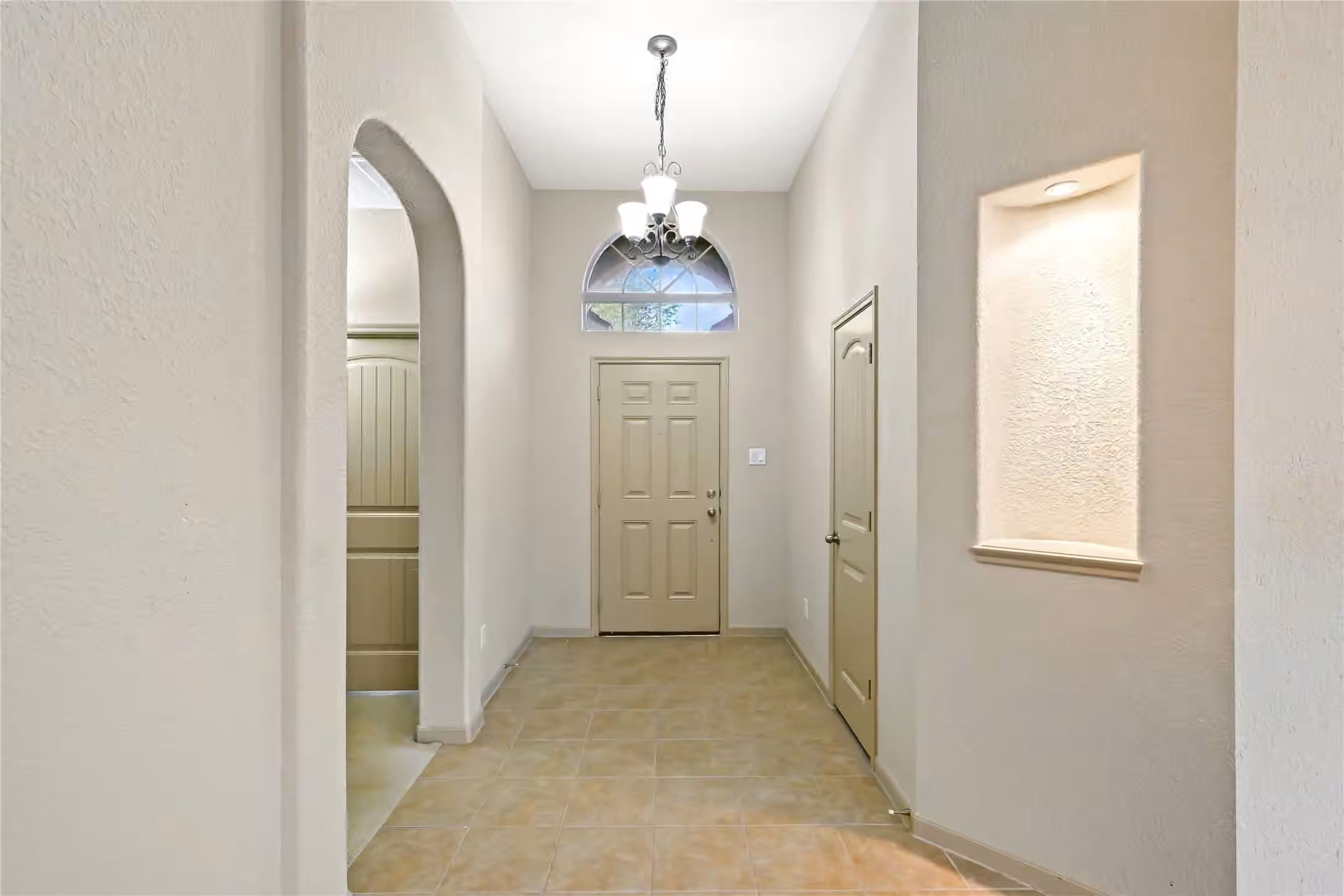 Photo 6 of 8706 Sunrise Canter Drive, Tomball, TX