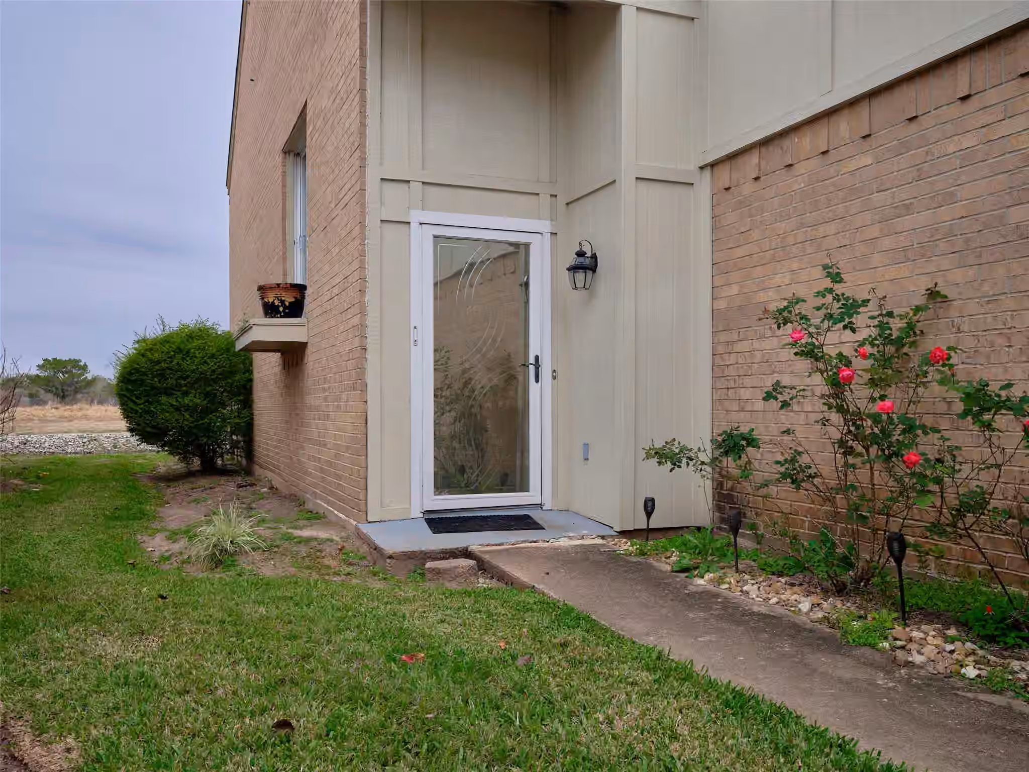 Photo 4 of 1817 Veranda Drive, West Columbia, TX