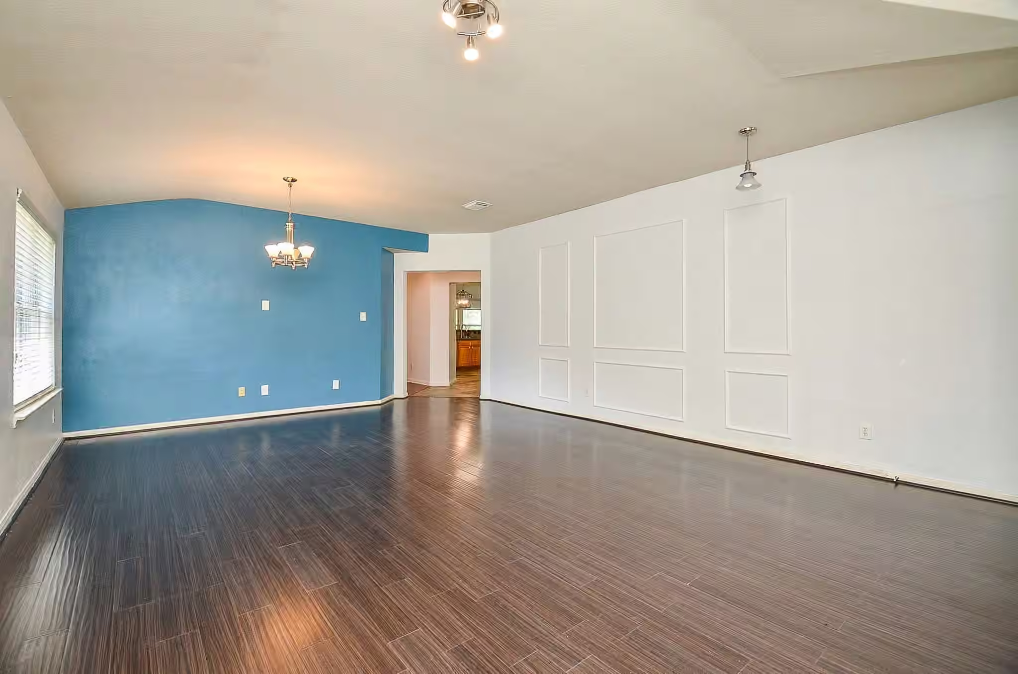 Photo 6 of 22922 Antiqua Estates Court, Conroe, TX