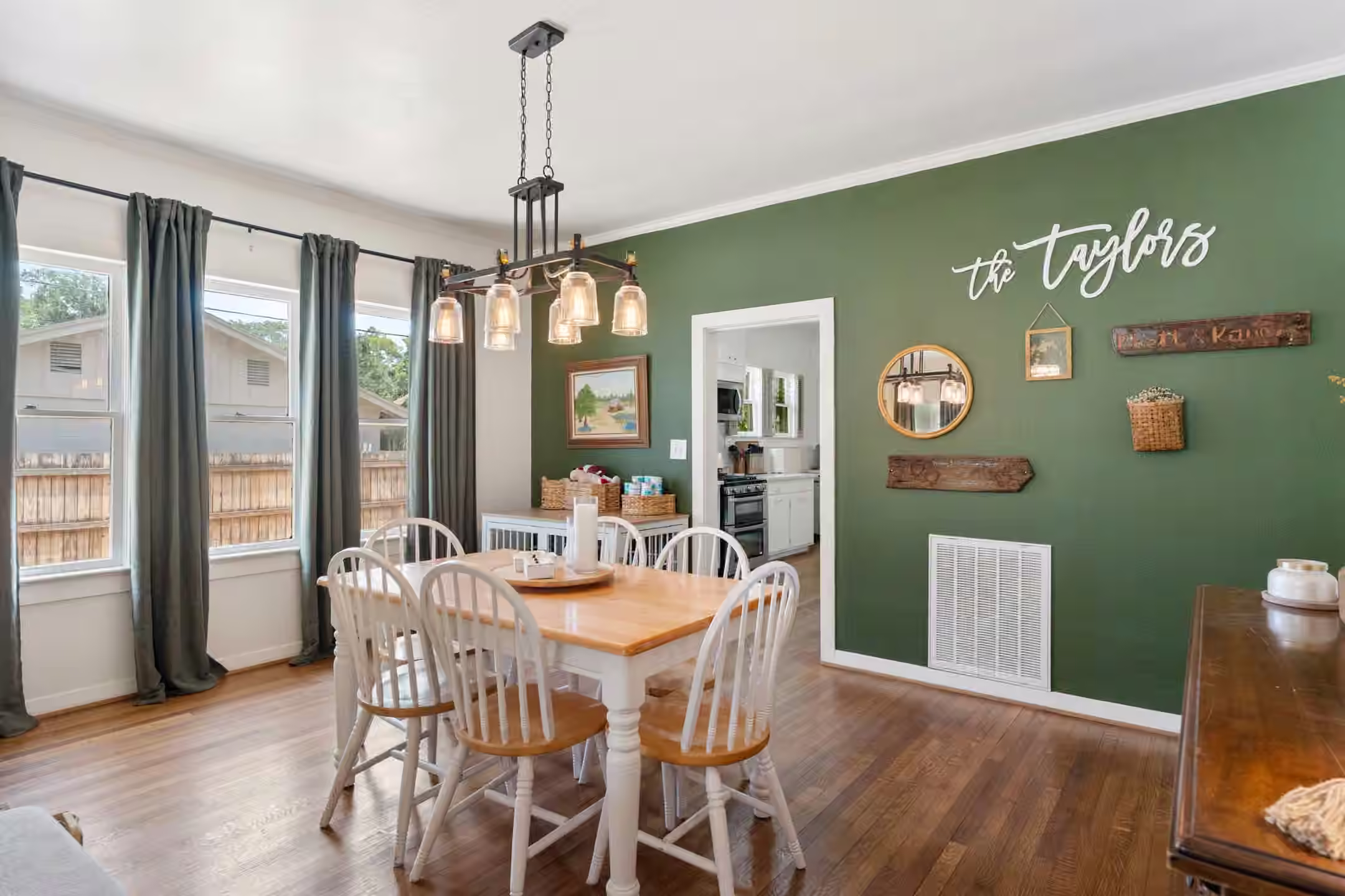 Photo 6 of 707 Heights Avenue, El Campo, TX
