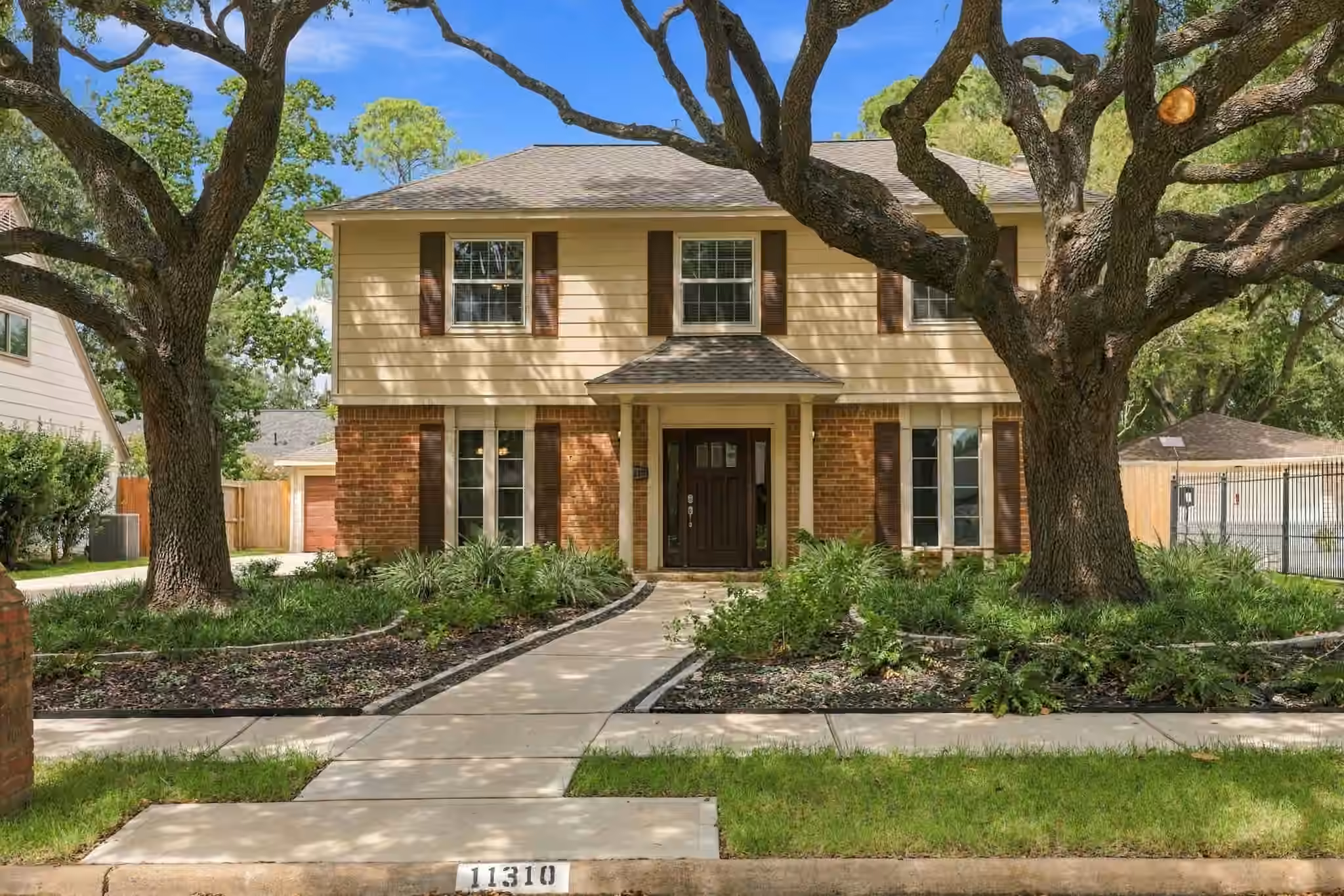 Photo 2 of 11310 Olympia Drive, Houston, TX