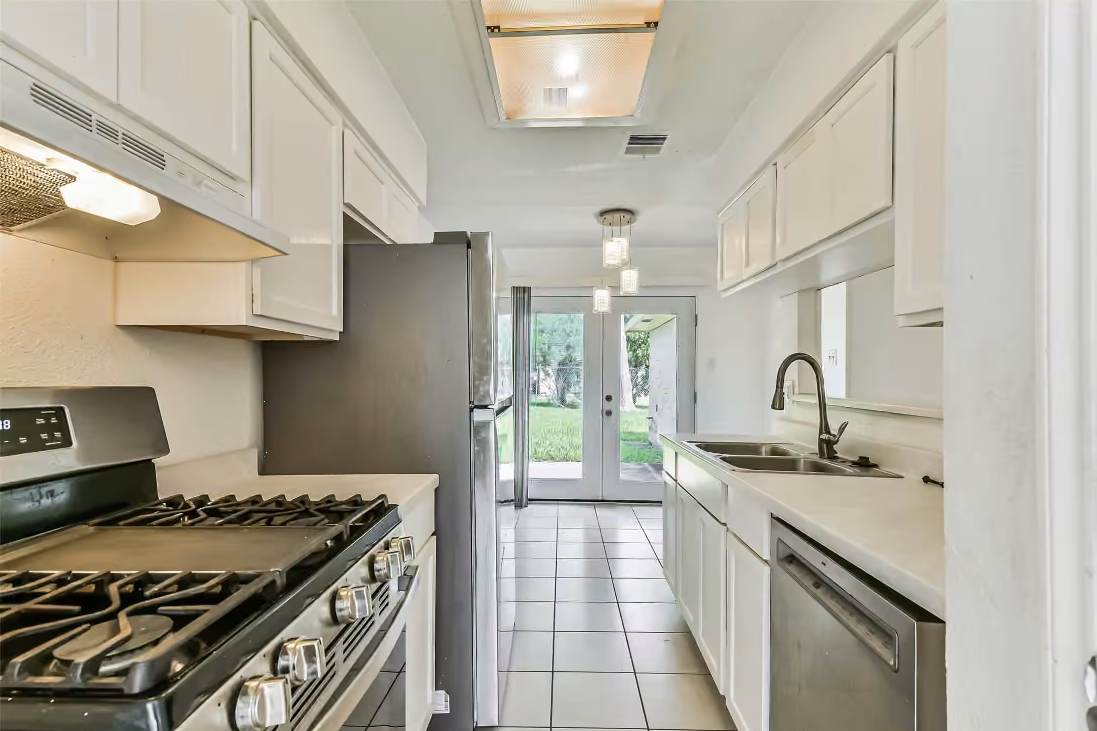 Photo 3 of 12203 Cape Hyannis Drive, Houston, TX