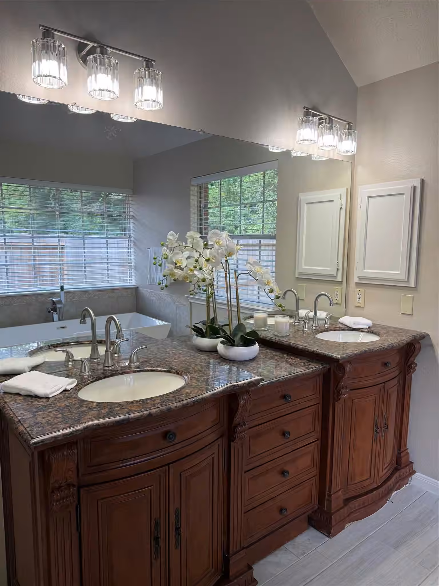 Photo of 4415 Echo Falls Drive, Kingwood, TX