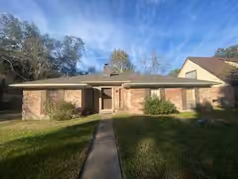 Photo 3 of 4306 Saratoga Drive, Houston, TX