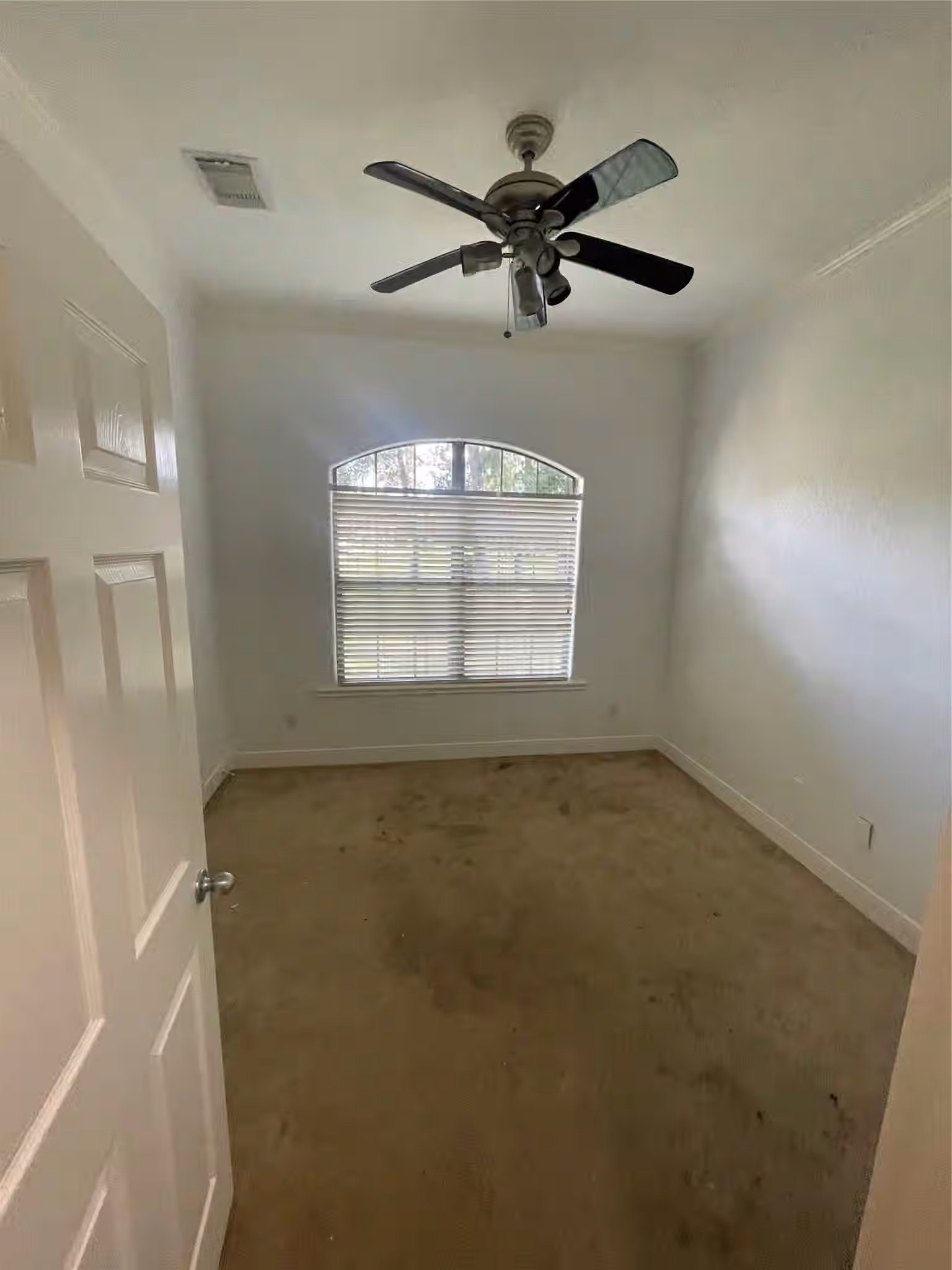 Photo 5 of 19486 Desna Drive, Porter, TX