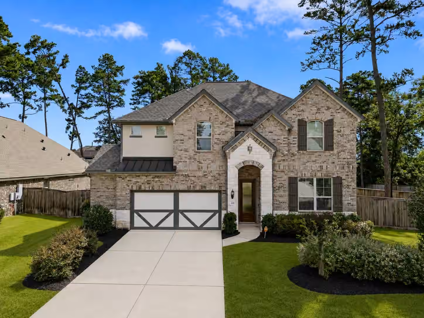 Photo of 148 Gray Pine Grove Way, Conroe, TX 77318
