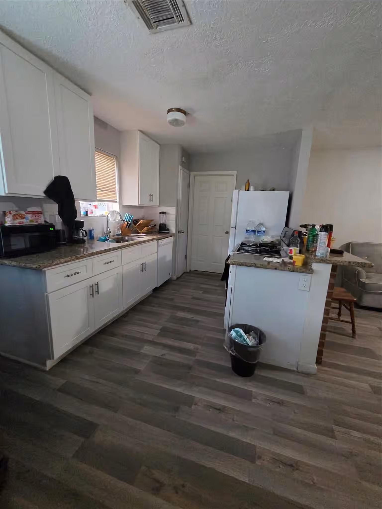 Photo 3 of 1518 Wentwood Drive, Pasadena, TX