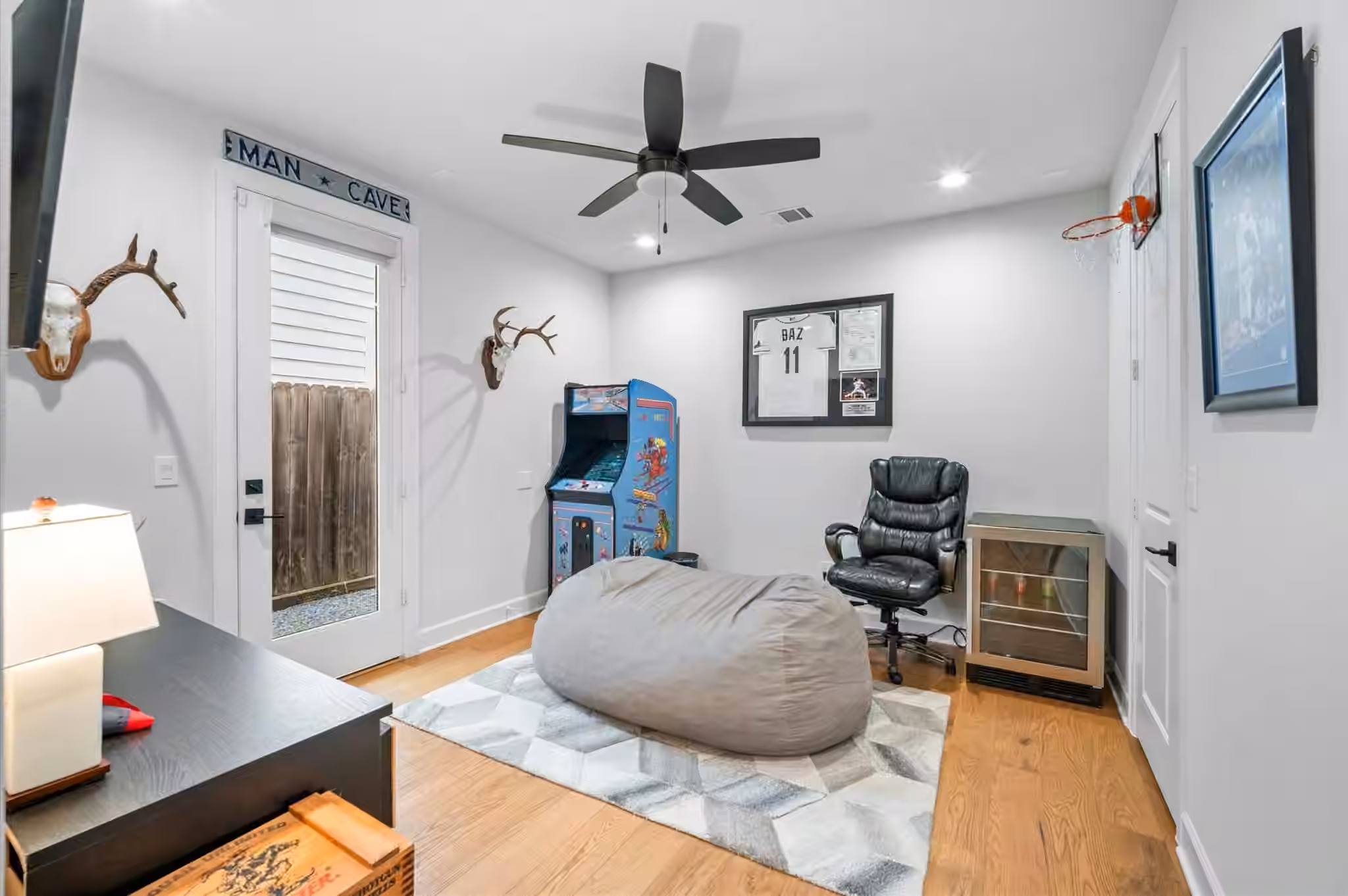 Photo 7 of 834 Wakefield Drive B, Houston, TX