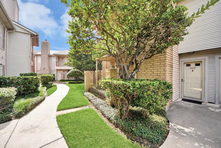 Photo 6 of 3100 Jeanetta Street 1403, Houston, TX