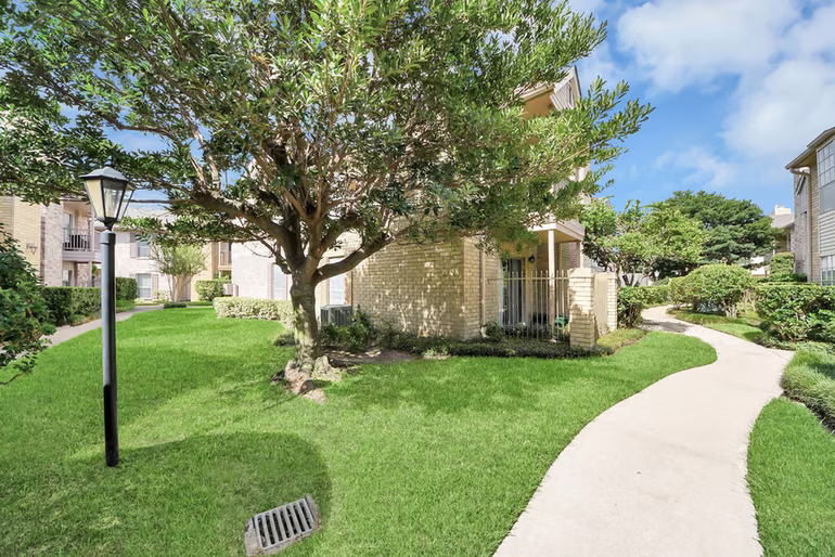 Photo 7 of 3100 Jeanetta Street 1403, Houston, TX