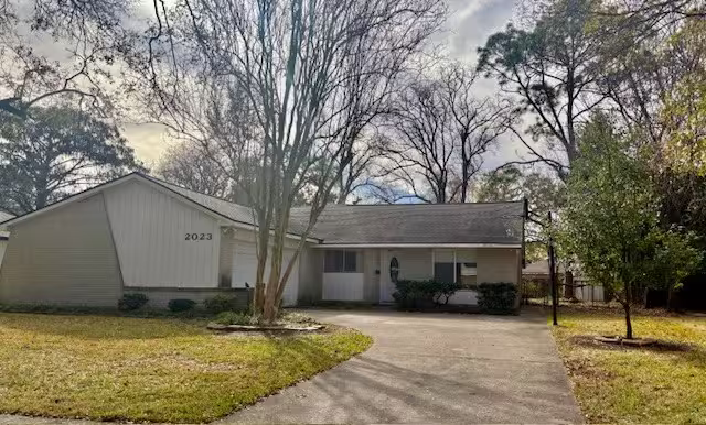 Photo of 2023 Westlake Road, Houston, TX