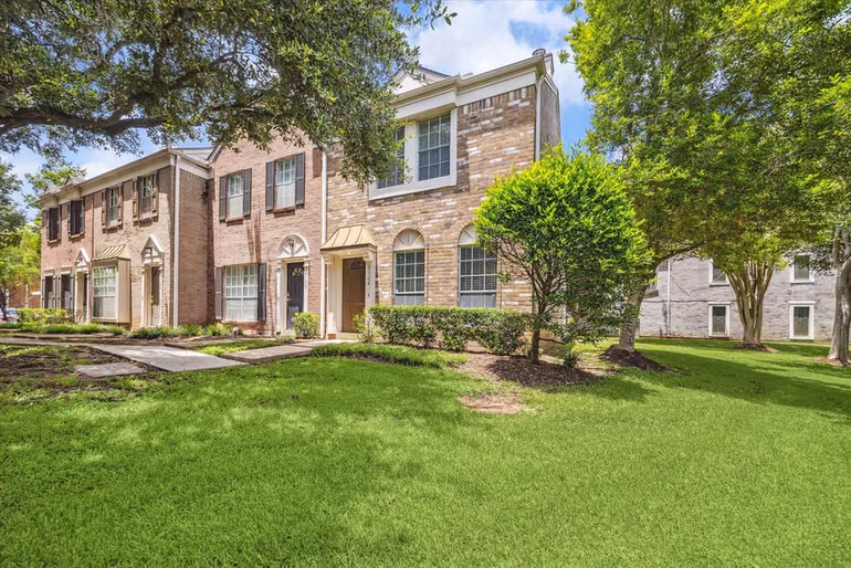 Photo of 2930 Grants Lake Boulevard 2104, Sugar Land, TX