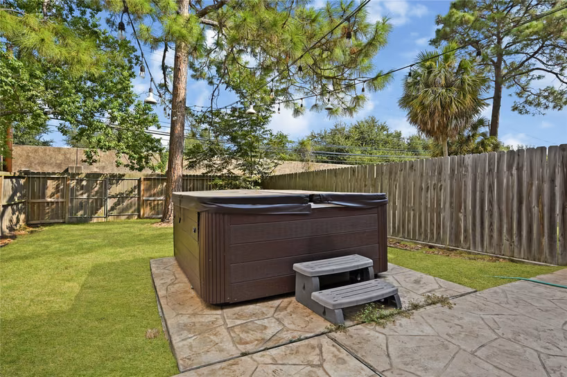 Photo 5 of 2607 Sailboat Drive, Houston, TX
