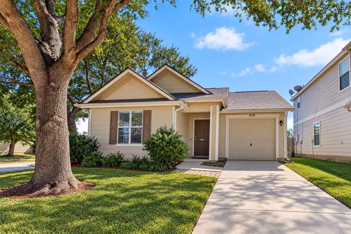 Photo of 19338 Bold River Road, Tomball, TX 77375