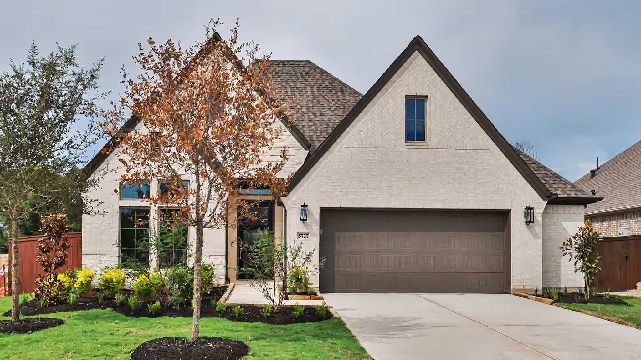 Photo 2 of 5727 Bobwhite Trail, Manvel, TX