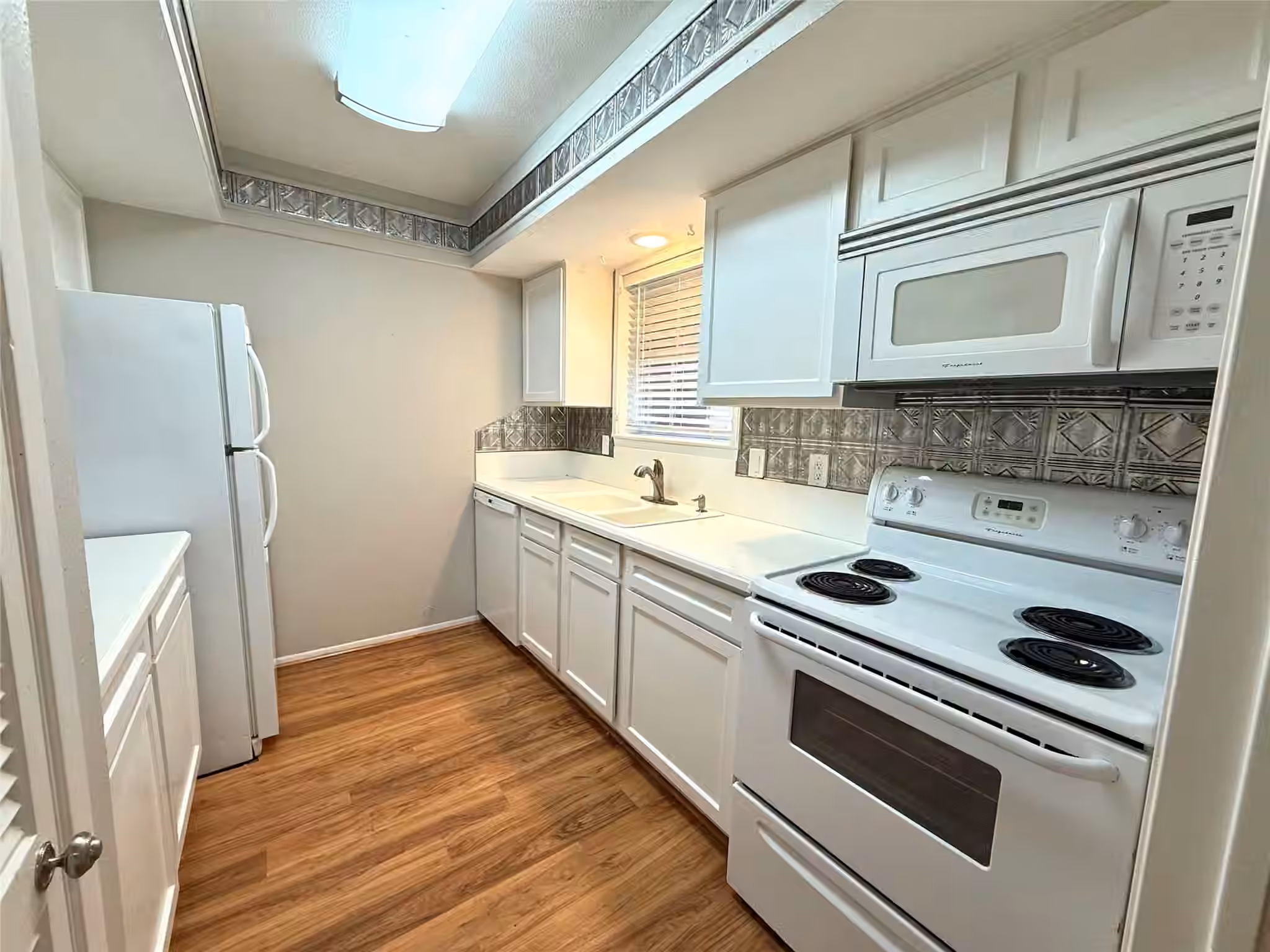 Photo 4 of 2232 S Piney Point Road 108, Houston, TX