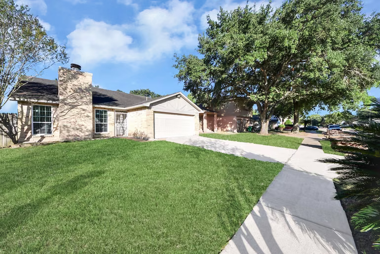 Photo 6 of 7634 Alegria Drive, Houston, TX