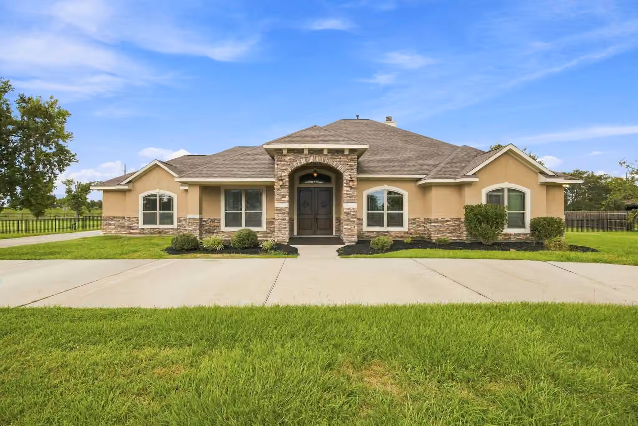 Photo 7 of 8999 Water Point Drive, Beach City, TX