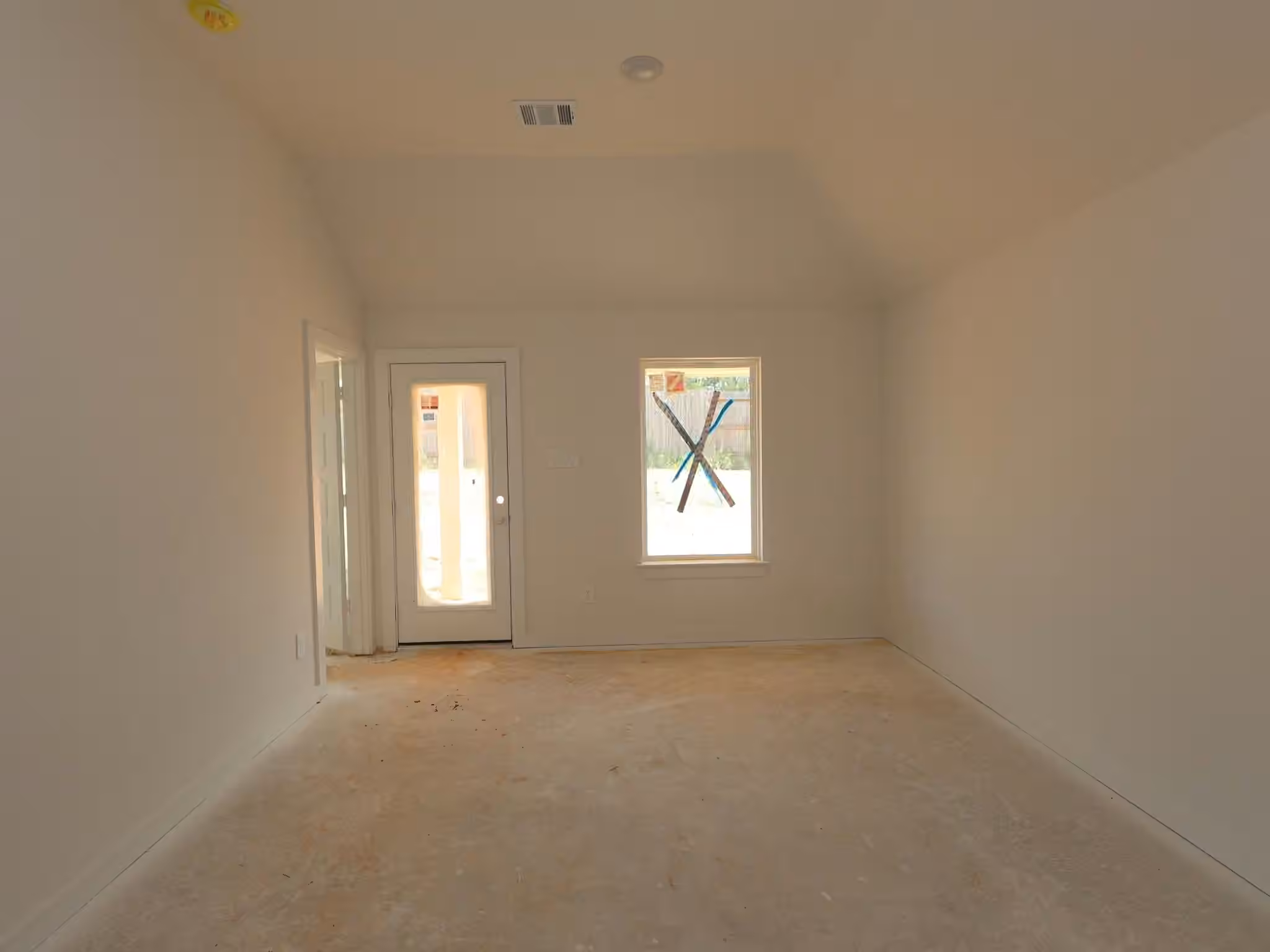 Photo 5 of 10547 Annex Avenue, Montgomery, TX
