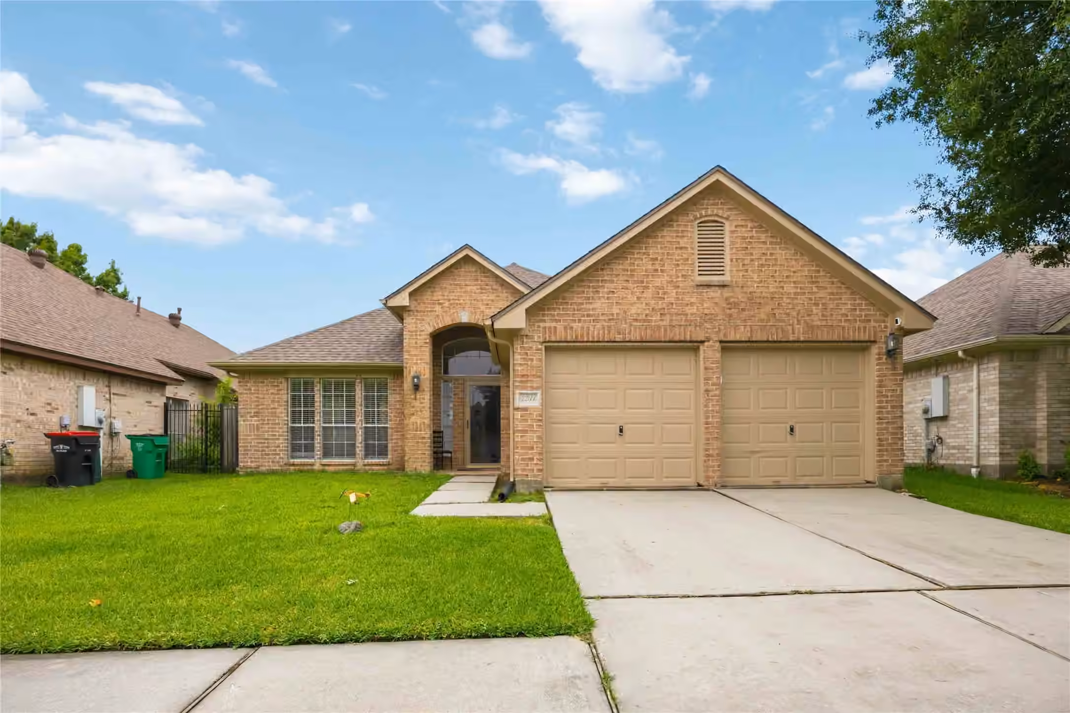 Photo of 4231 Applerock Drive, Baytown, TX