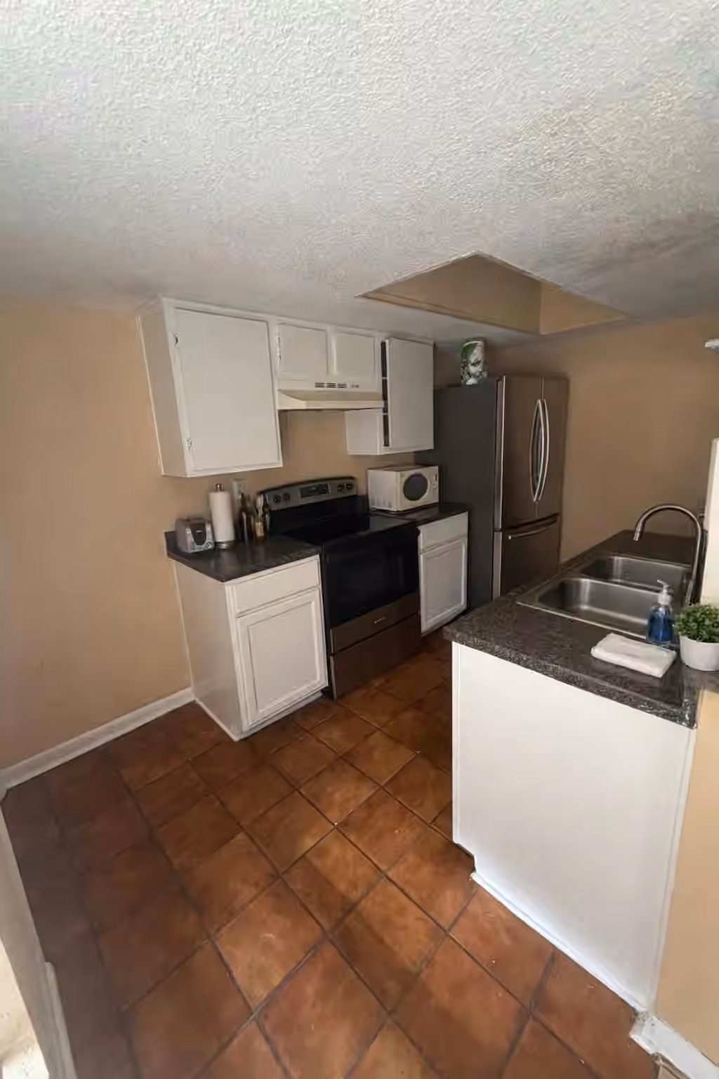 Photo 4 of 781 Country Place Drive 1073, Houston, TX