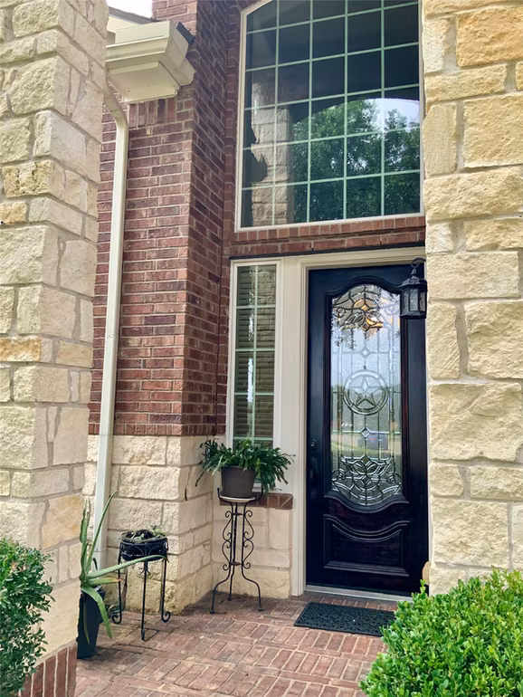 Photo 5 of 13606 Cotton Court, Mont Belvieu, TX