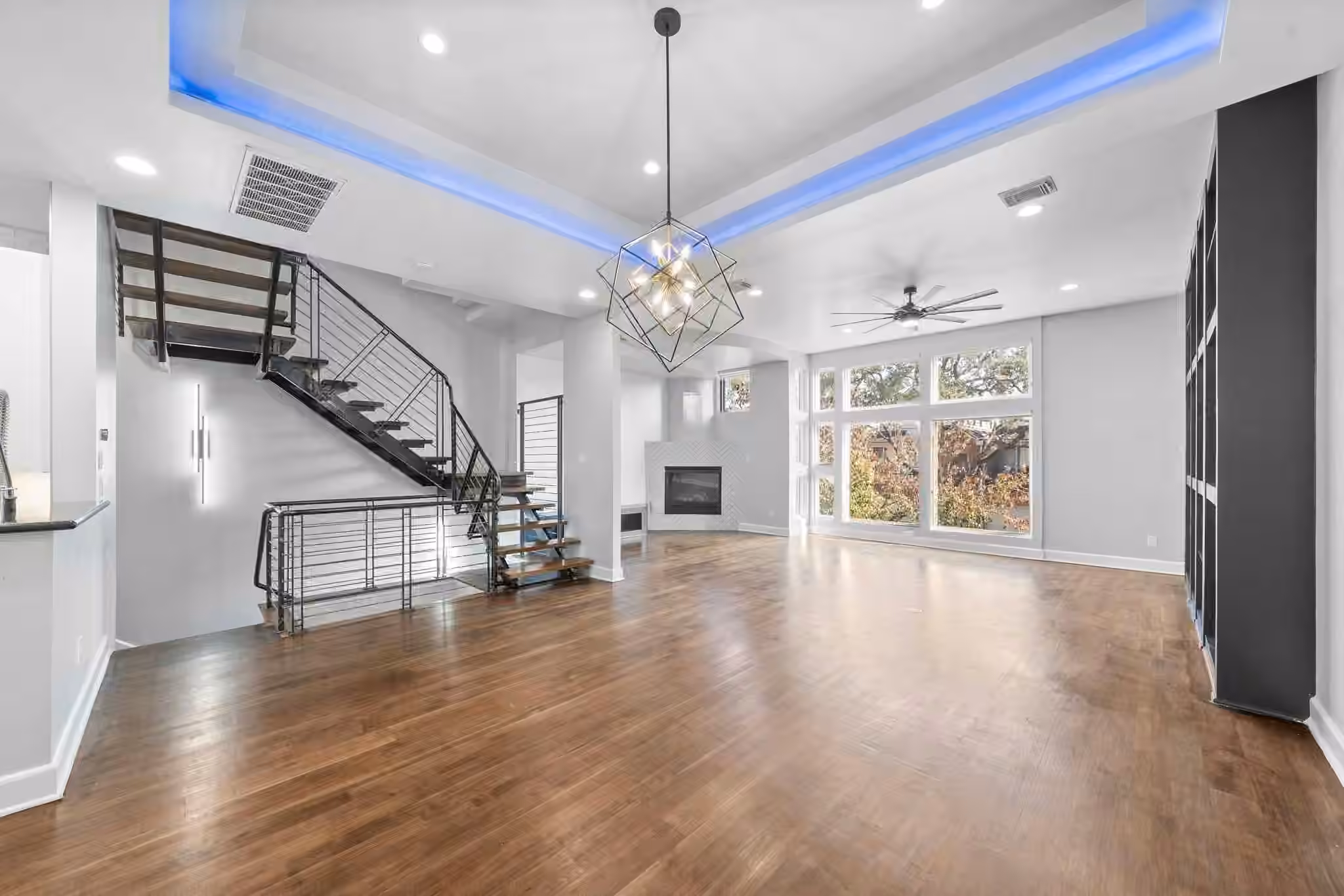 Photo 4 of 1822 Brun Street, Houston, TX