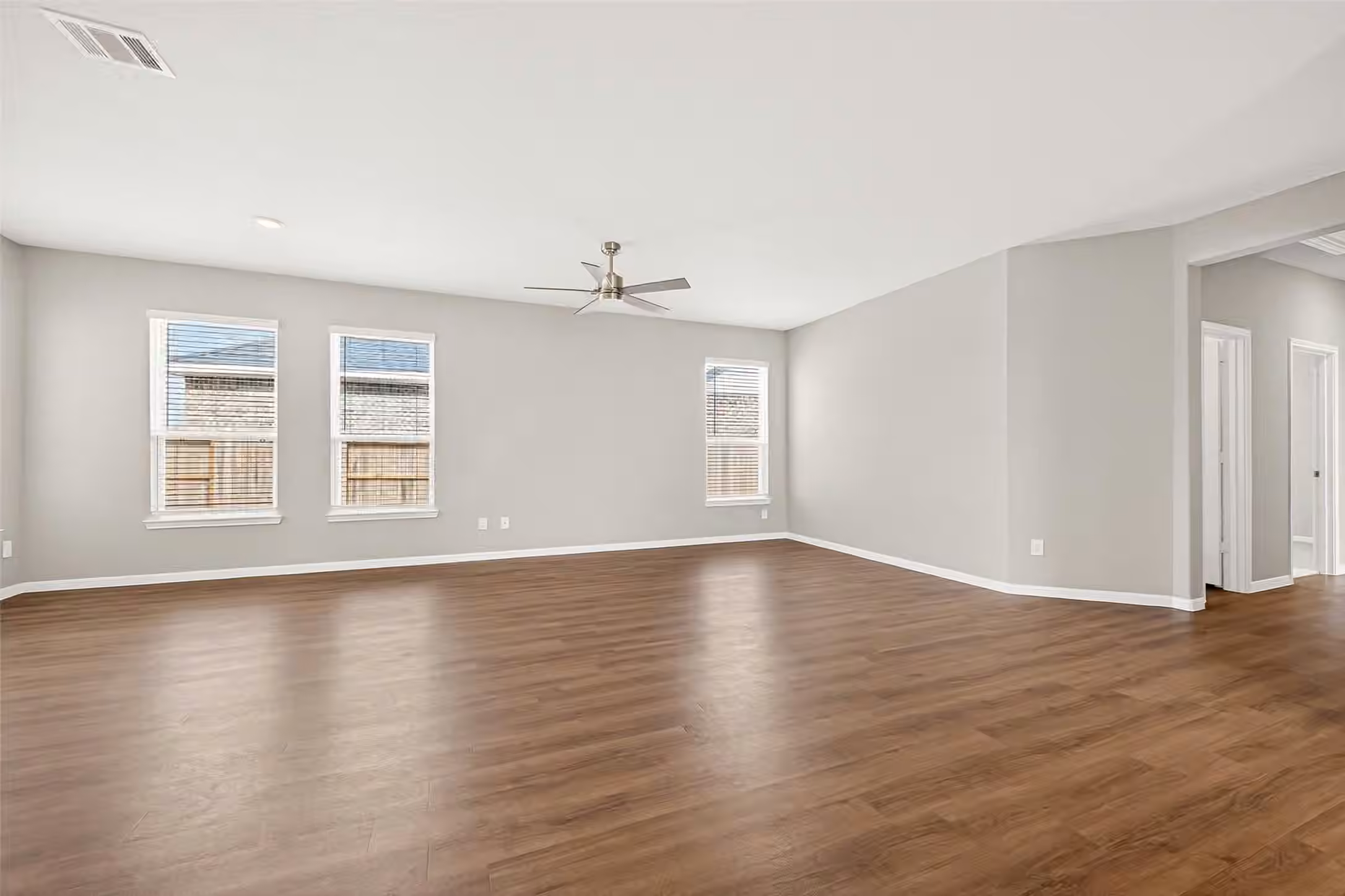 Photo 7 of 217 Green Jupiter Way, Brookshire, TX