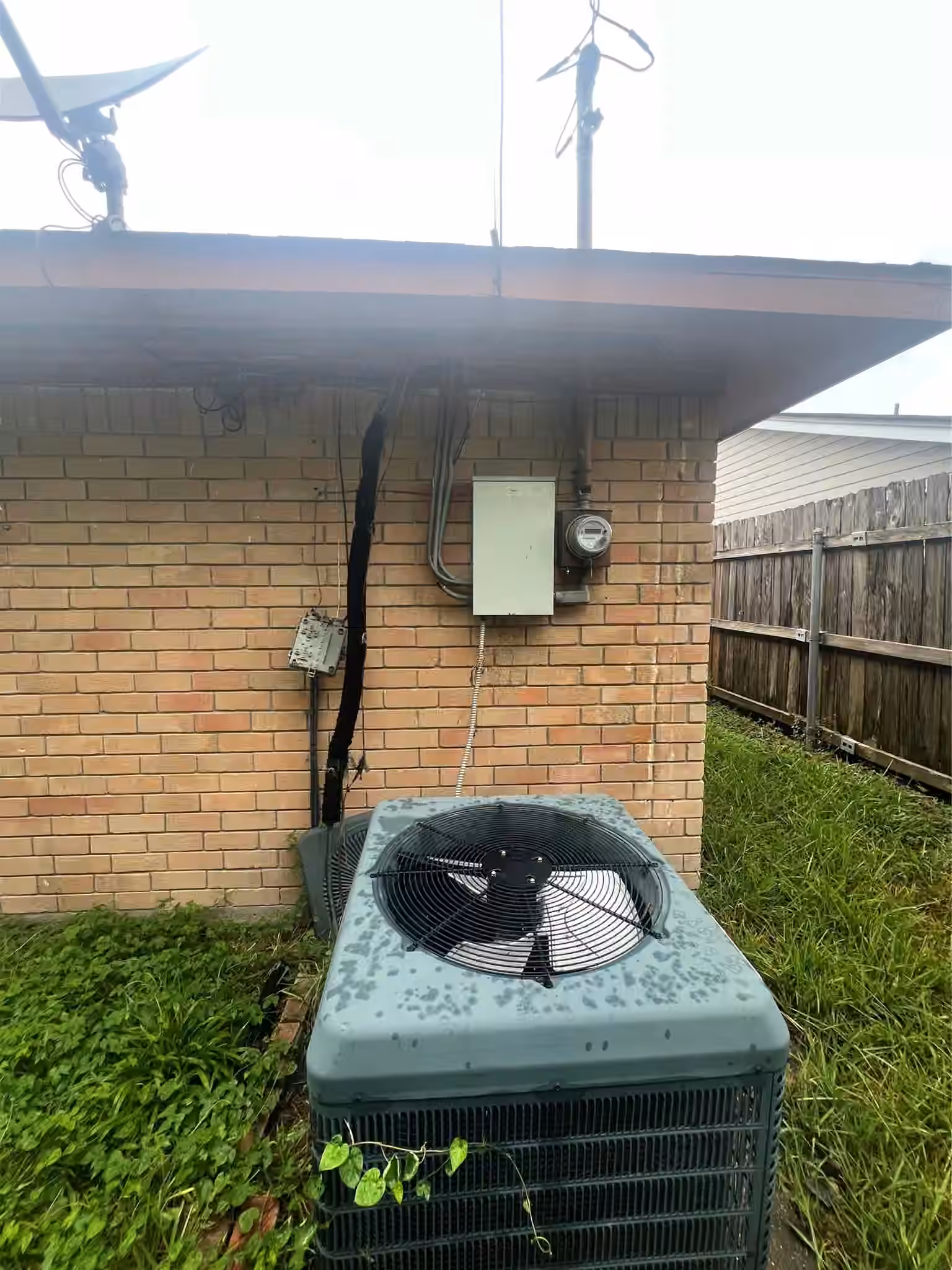 Photo 7 of 5410 Bungalow Lane, Houston, TX