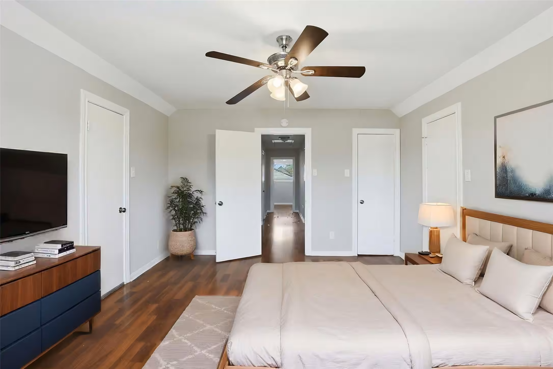 Photo 6 of 6046 W Airport Boulevard, Houston, TX
