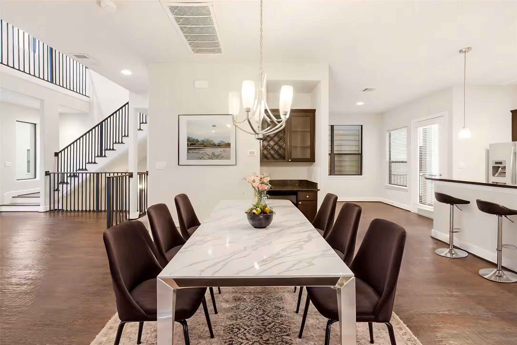 Photo 3 of 2706 Leeland Street, Houston, TX