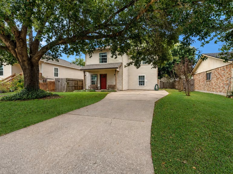 Photo of 4903 Moody Reef Drive, Bacliff, TX