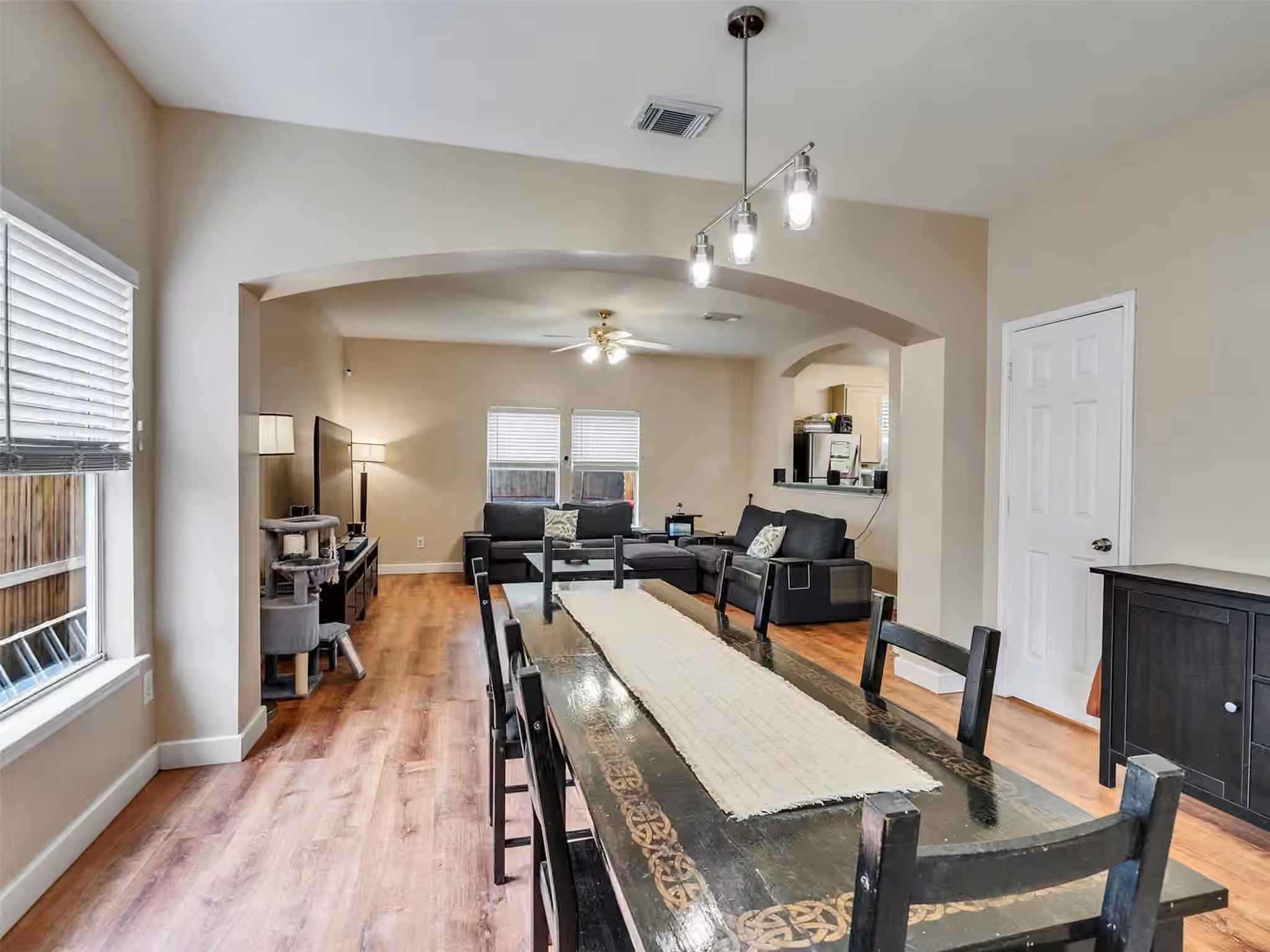 Photo 3 of 4903 Moody Reef Drive, Bacliff, TX