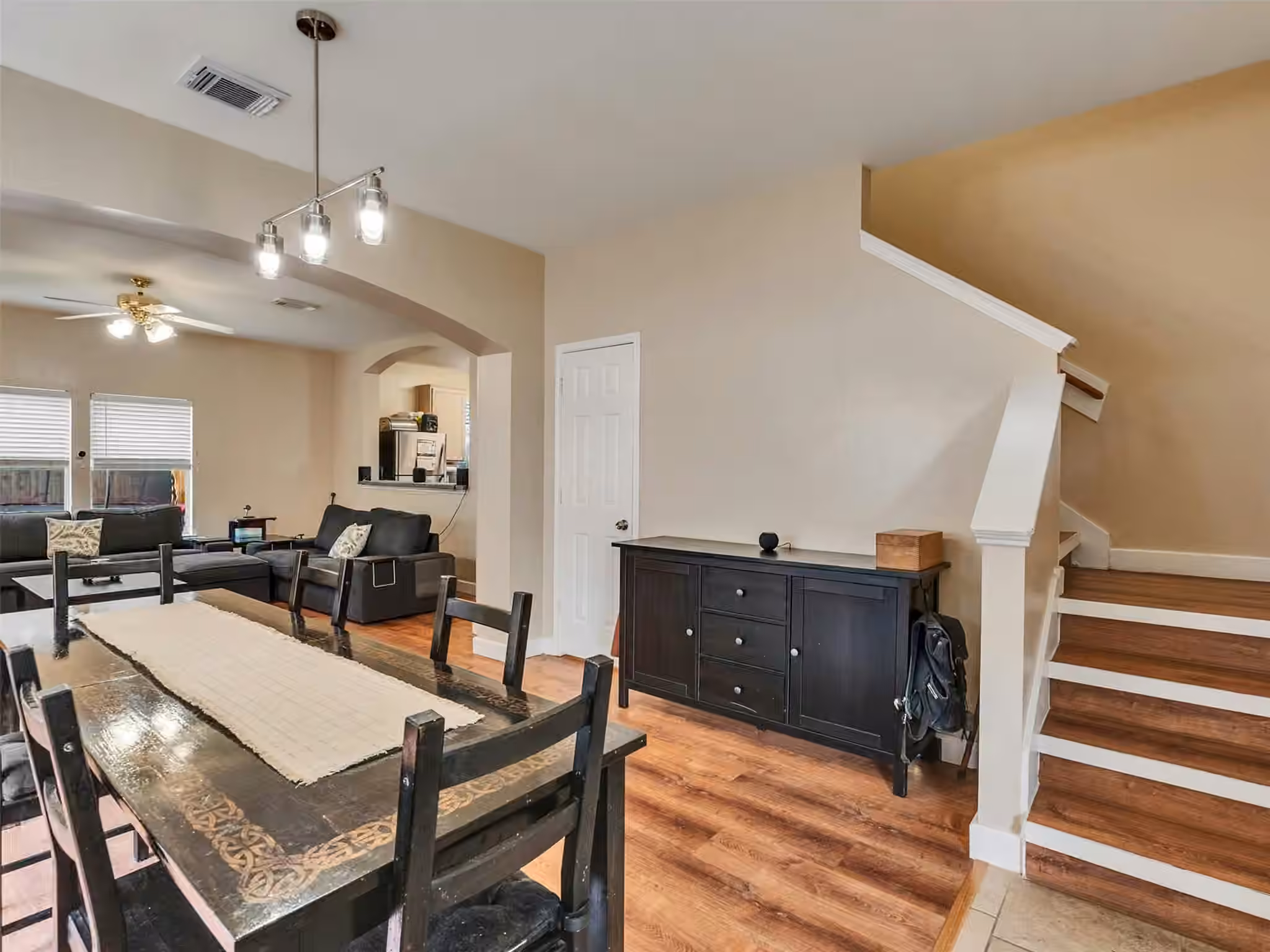 Photo 4 of 4903 Moody Reef Drive, Bacliff, TX