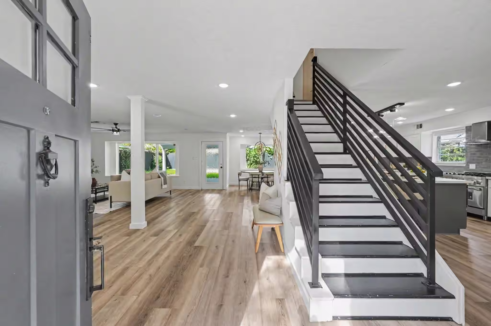 Photo 6 of 2807 Durban Drive, Houston, TX