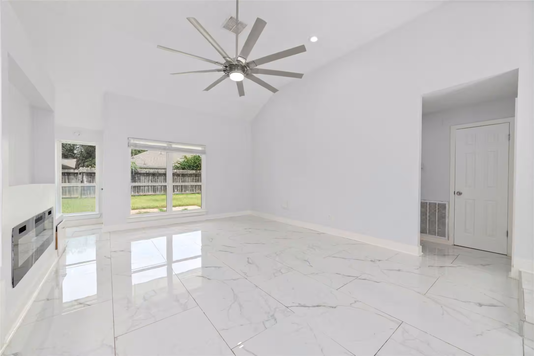 Photo 6 of 16806 Carbridge Drive, Houston, TX
