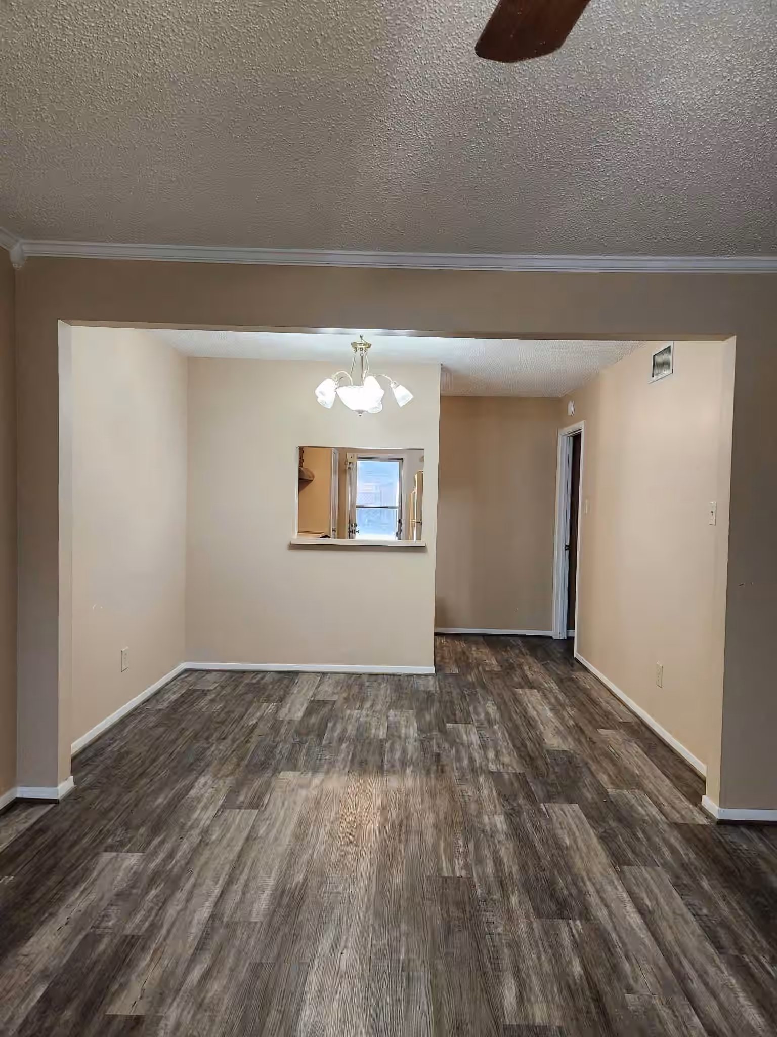 Photo 4 of 1252 Eagle Lake Road 8, Sealy, TX