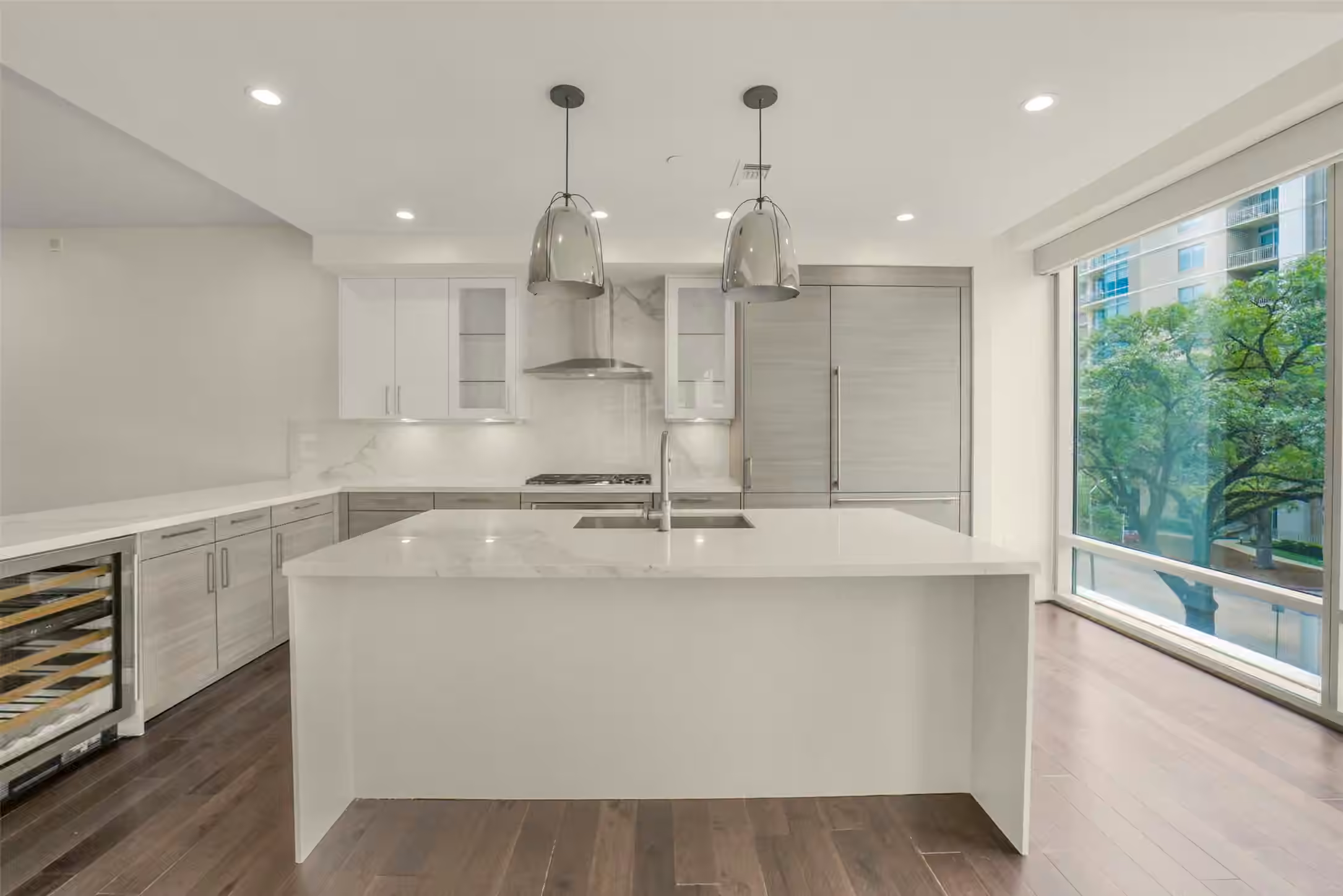 Photo 2 of 2047 Westcreek Lane 302, Houston, TX