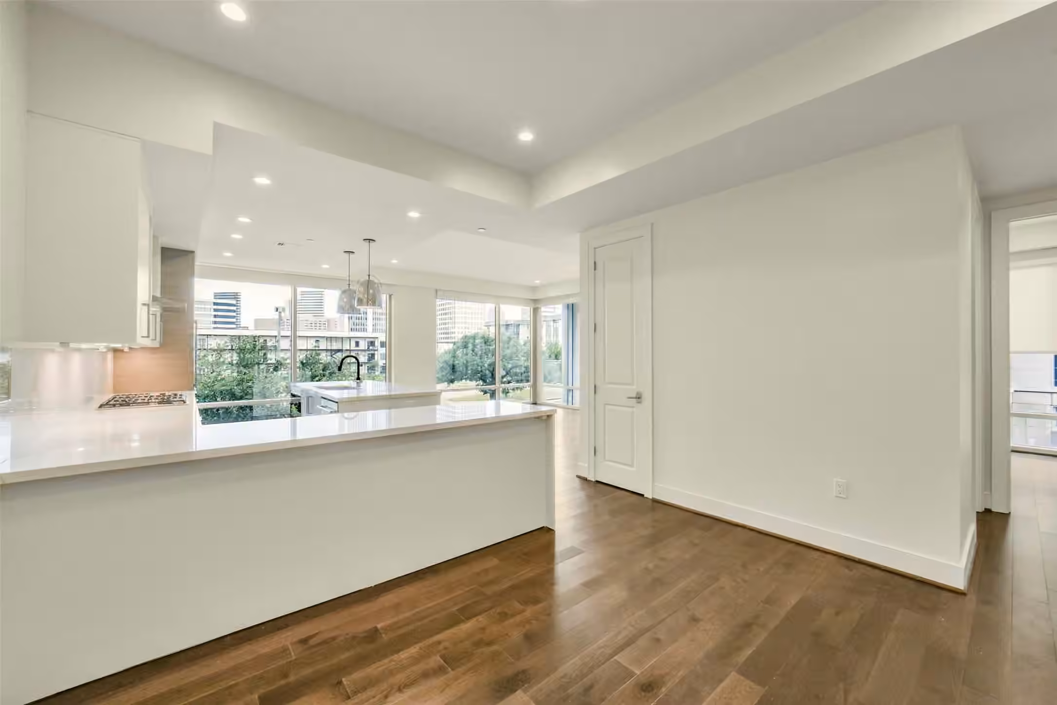 Photo 7 of 2047 Westcreek Lane 302, Houston, TX