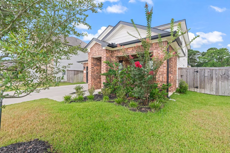 Photo of 38527 Winding Meadows Drive, Magnolia, TX