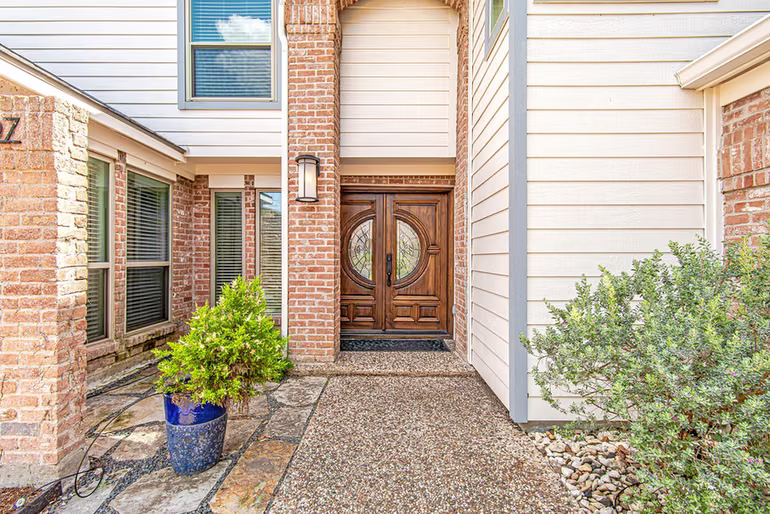 Photo 7 of 10307 Piping Rock Lane, Houston, TX