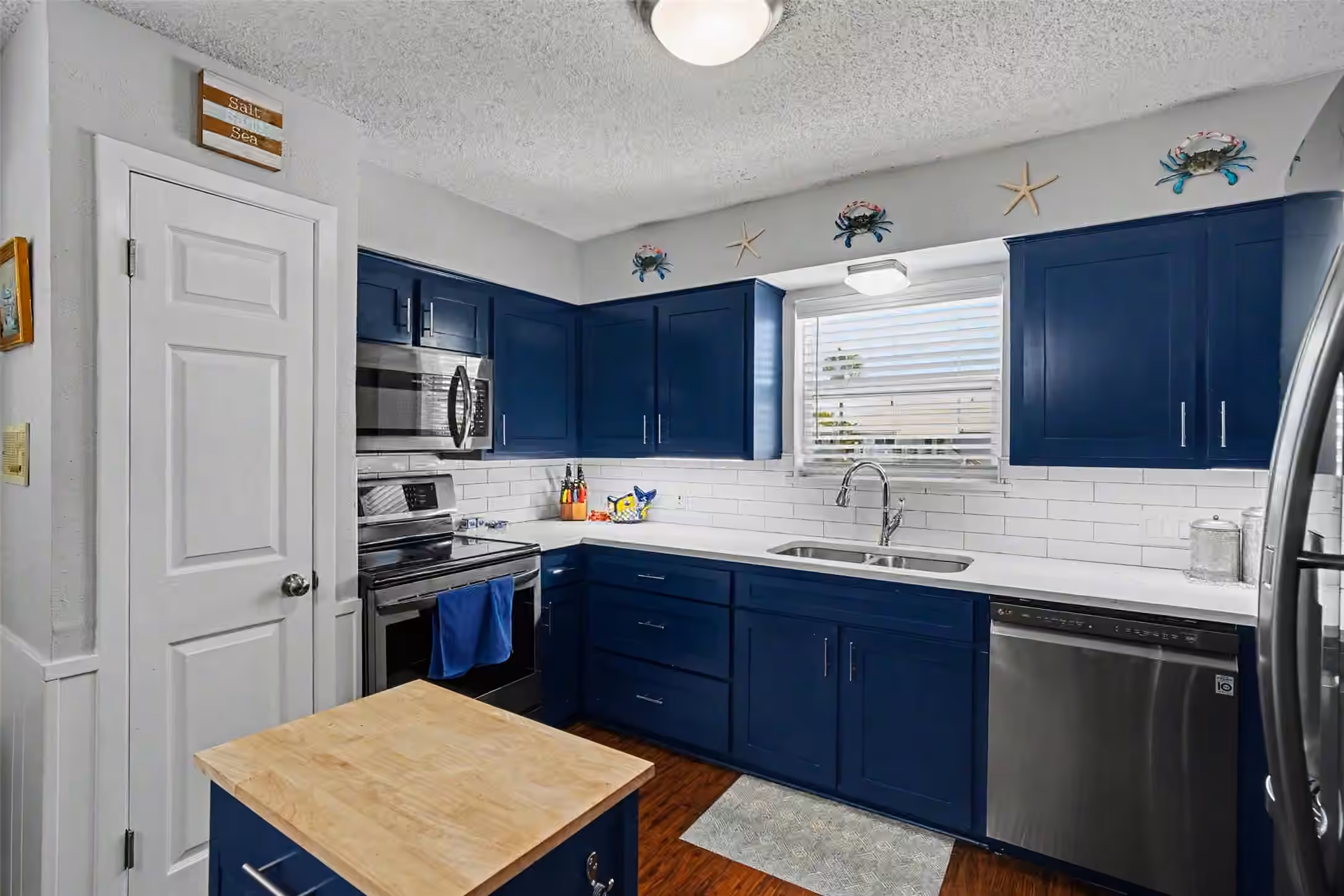 Photo of 897 Bonita Street, Bayou Vista, TX