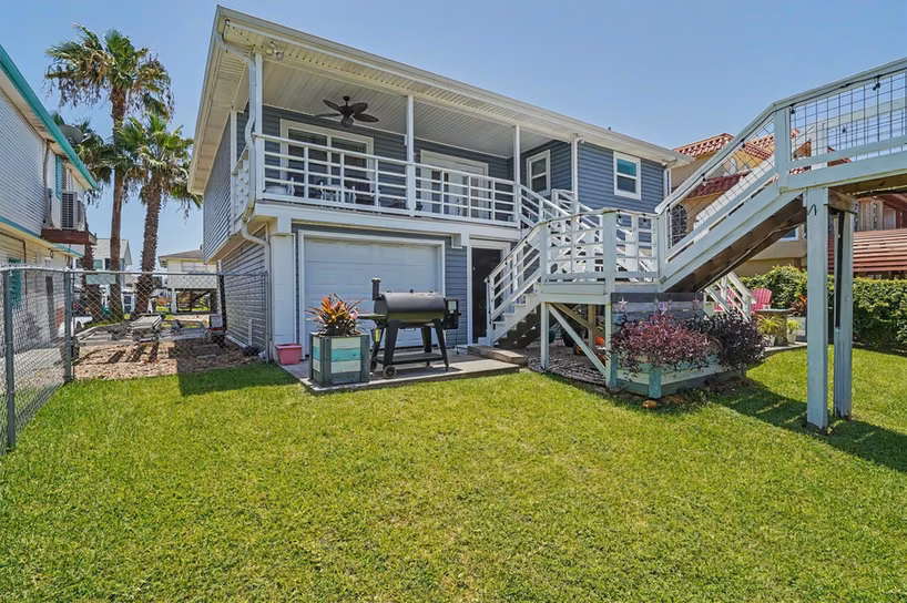 Photo 4 of 897 Bonita Street, Bayou Vista, TX