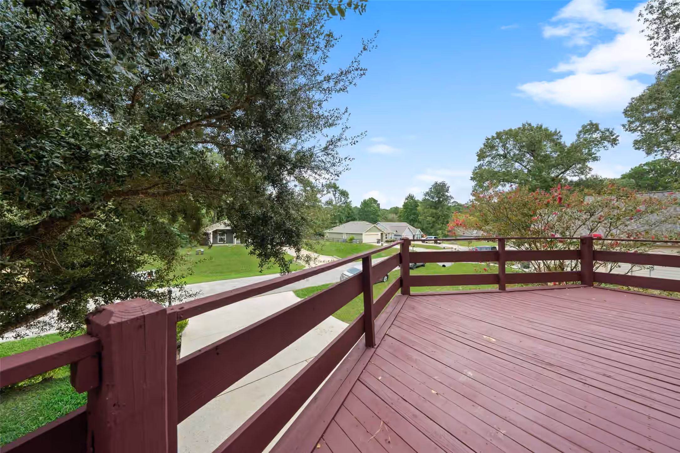 Photo 5 of 8 Sunny Hill Drive, Huntsville, TX
